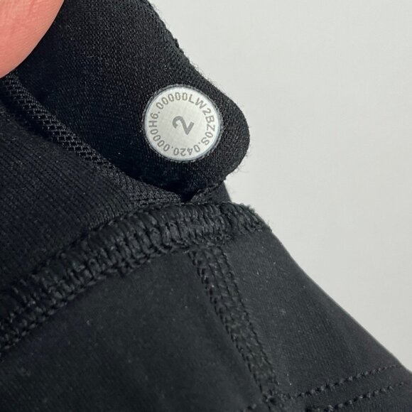 Lululemon Energy High-Neck Longline Bra *Medium Support, B–D Cups Black - Picture 7 of 7